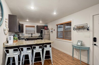 4656 State Hwy H unit 3-6