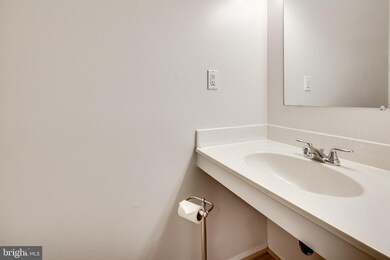 6398 Ducketts Ln, Elkridge, MD 21075 - photo 5