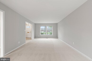 8349 Forrester Blvd, Springfield, VA 22152 - photo 4