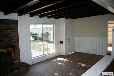 Anither view of Living room
