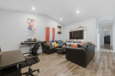 429 S Longbranch Dr, Maize, KS 67101 - photo 3