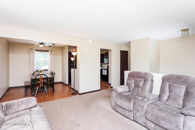 5 Deerfield Place, Schenectady, NY 12302 - photo 7
