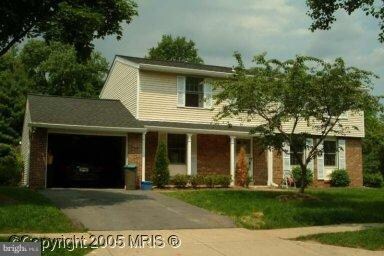 9214 Briarchip St, Laurel, MD 20708 - photo 2