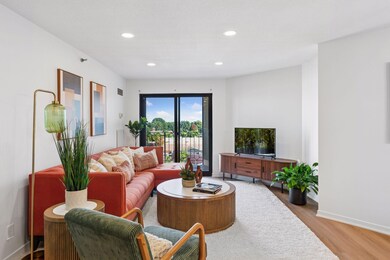 3131 Excelsior Blvd unit 810, Minneapolis, MN 55416 - photo 2