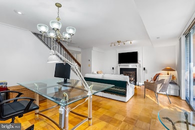 110 Cross Keys Rd unit F, Baltimore, MD 21210 - photo 3