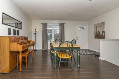676 Hines Dining