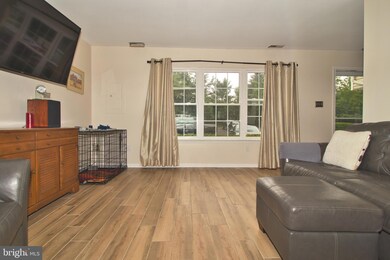 113 Megan Cir, Chalfont, PA 18914 - photo 5