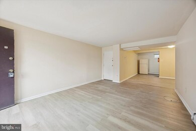 100 E Glenolden Ave unit D17, Glenolden, PA 19036 - photo 3