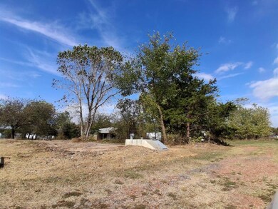 21863 Fishmarket Rd, Tecumseh, OK 74873 - photo 7