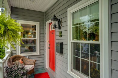 312 N Oak St, Elmhurst, IL 60126 - photo 2