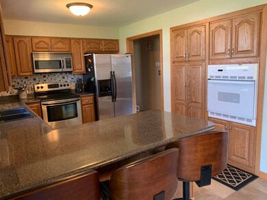 325 14th Ave NE, Jamestown, ND 58401 - photo 7