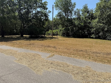 1312 7th Ave NE, Ardmore, OK 73401 - photo 3