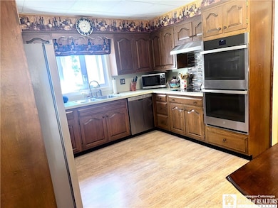 214 Palmer St, Jamestown, NY 14701 - photo 3