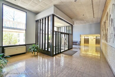 Elmwood Park Condominium II unit 1CC, Staten Island, NY 10314 - photo 3