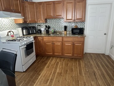 136 Walnut Ave unit 3, Revere, MA 02151 - photo 4