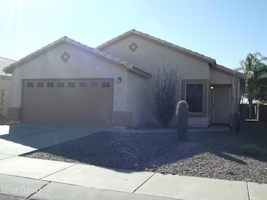 4469 W Holly Berry Way, Tucson, AZ 85741 - photo 2