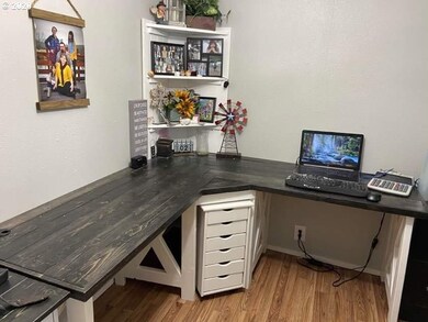 392 Highlan Terrace, Mount Vernon, OR 97865 - photo 5