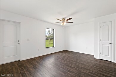 257 Rue Labonne Rd, Fort Myers, FL 33913 - photo 2
