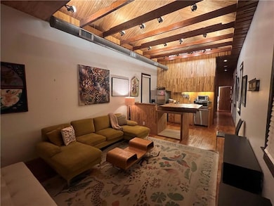 2515 Upperline St, New Orleans, LA 70115 - photo 3