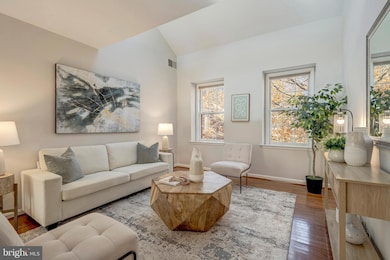 3610 39th St NW unit 545, Washington, DC 20016 - photo 2