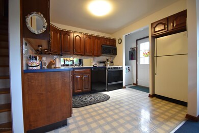 30 Windsor Ct, Neptune, NJ 07753 - photo 7