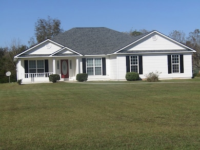 117 Russell Rd, Fitzgerald, GA 31750 - photo 5