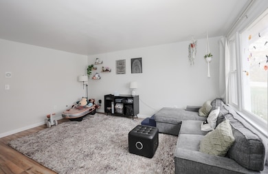 1 Oakwood Ln unit 2, Goffstown, NH 03045 - photo 2