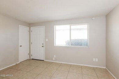 1146 E Hatcher Rd unit C, Phoenix, AZ 85020 - photo 3
