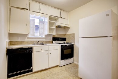 2202 Park St unit 5, Houston, TX 77019 - photo 5