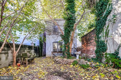 2206 E Pratt St, Baltimore, MD 21231 - photo 2