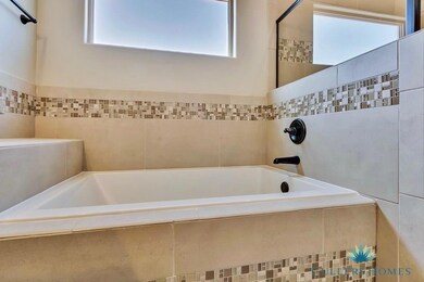 13689 Mill Hill Ct, Horizon City, TX 79928 - photo 5