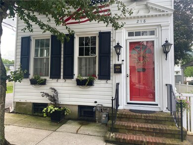 218 E Garrison St, Bethlehem, PA 18018 - photo 2