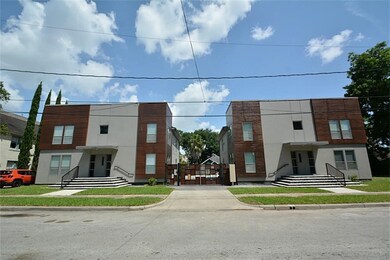 1710 Maryland St unit A, Houston, TX 77006 - photo 2