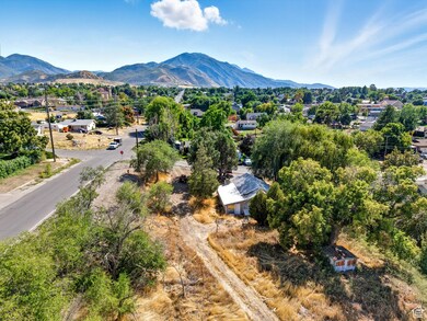 Bird's eye view of a mountain backdrop