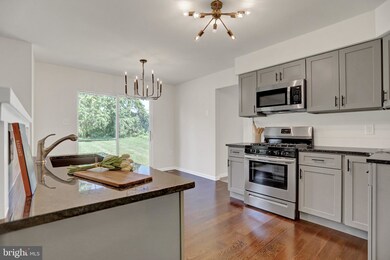 2114 Oakside Cir, Gwynn Oak, MD 21207 - photo 4