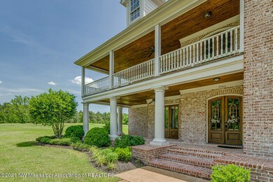 4906 Malone Road - 2nd Story Balcony