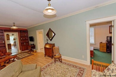 7 Phillips Rd, Rensselaer, NY 12144 - photo 4