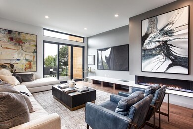275 N Vine St Salt Lake City-008-093-Vin