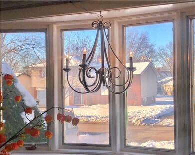 Kitchler Chandelier