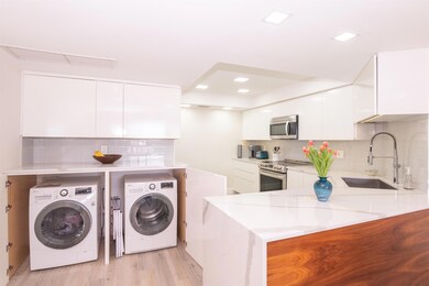 Lincoln Tower unit 8010, West Palm Beach, FL 33401 - photo 3