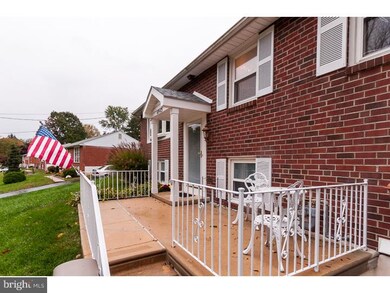 4943 Chester Creek Rd, Brookhaven, PA 19015 - photo 2