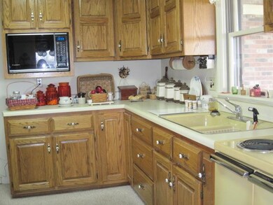 335 Pleasant Hill Dr, Harrodsburg, KY 40330 - photo 6