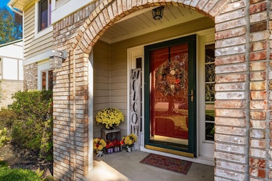 12980 Oakmere Dr, Pickerington, OH 43147 - photo 5