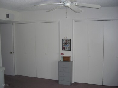 MstrBdrm Dual Closets
