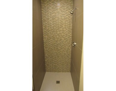 419 Hanover St unit 4, Boston, MA 02113 - photo 6