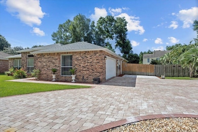 1401 Mark Twain Ct, Niceville, FL 32578 - photo 5