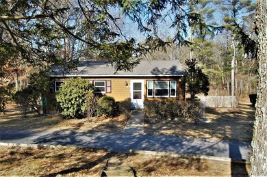 131 Center St, Carver, MA 02330 - photo 2