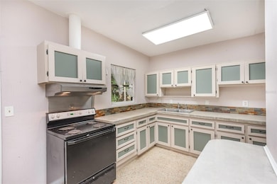 664 8th St, Daytona Beach, FL 32117 - photo 6