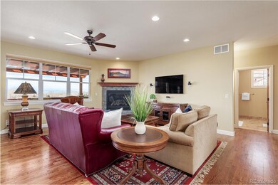 24272 E Glasgow Cir, Aurora, CO 80016 - photo 7