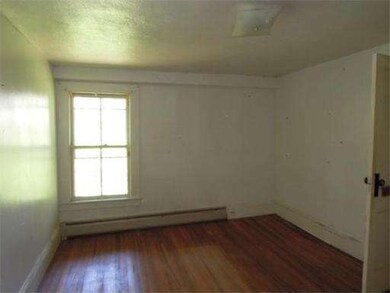 8 Eastern Ave, South Deerfield, MA 01373 - photo 7